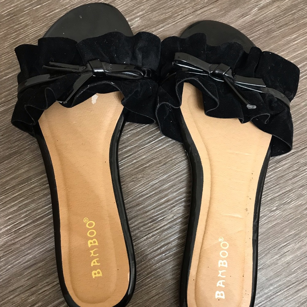 BAMBOO Black Truffle Toe Sandals